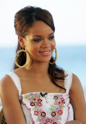 Рианна (Rihanna) Barbados Photocall - 21xHQ 06e18d119278627