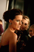 5cb07358702855.gif