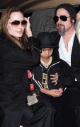 Angelina Jolie (Анджелина Джоли) - Страница 2 6db3a967374469