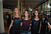 4a12db67400321.gif
